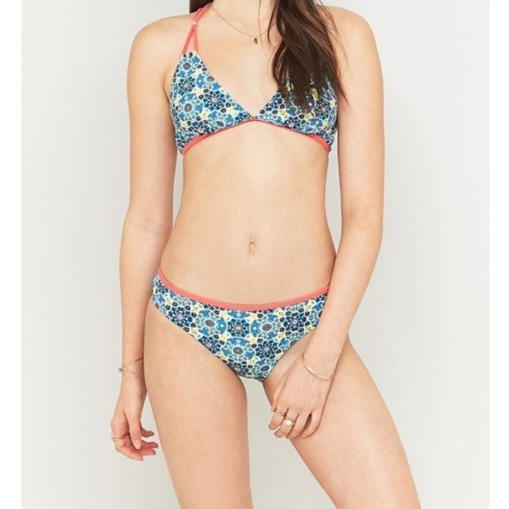 MINKPINK Mosaic Print Bikini Swimsuit Set Coral Trim Boho Beach Vacation